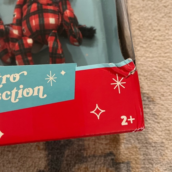 Disney100 Years of Wonder Retro Reimagined Plaid Fleece Plush Collector Set 5pk - Picture 10 of 11